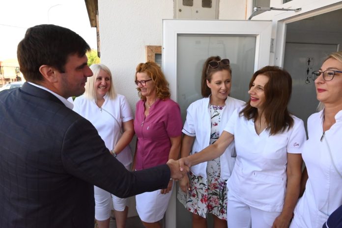 Video priča: Uz obnovu zgrada bolnica i Domova zdravlja, SMŽ uređuje i ambulante; završeni radovi u Galdovu