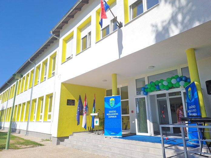 Video priča: Sisačko-moslavačka županija obnovila Osnovnu školu Katarina Zrinska Mečenčani