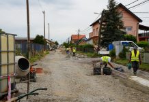 Video priča: Prekinuto desetljeće zanemarivanja: počela sanacija glavne prometnice u središtu Budaševa